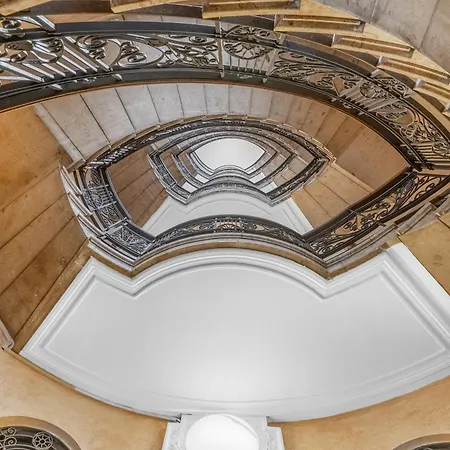 Montello Foresteria Lombarda Mailand